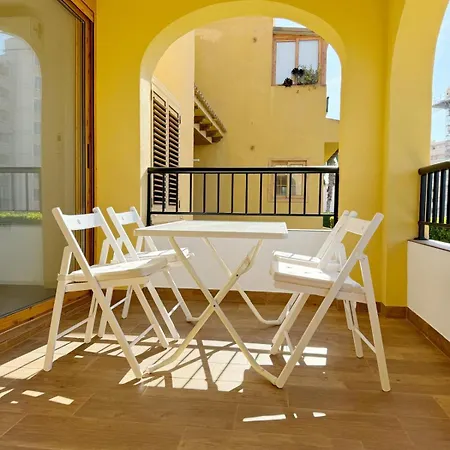 Apartament Longwave